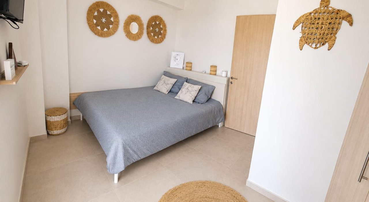 Alyki_Residences_nr3_bedroom_double_bed_paros_holiday_rentals_greek_villa_paros