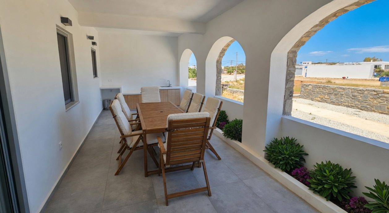 Alyki_Residences_nr3_terrace_paros_holiday_rentals_greek_villa_paros